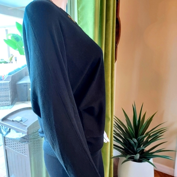 Cashmere Ladies Vintage Black Sweater with tags removed: Size L. - Picture 4 of 14